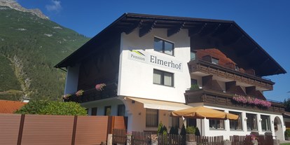 Pensionen - Terrasse - Holzgau - Elmerhof