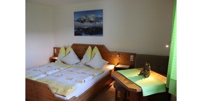 Pensionen - Hunde: auf Anfrage - Ramsau (Bad Goisern am Hallstättersee) - Schlafzimmer Rettenstein - Haus Schlossbichl