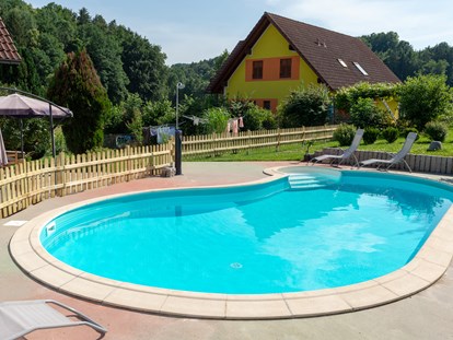 Pensionen - Umgebungsschwerpunkt: am Land - Loipersdorf bei Fürstenfeld - Pool - Gästehaus Nora 