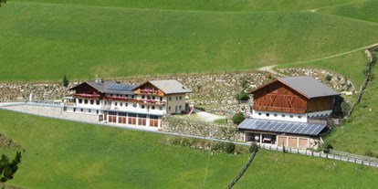 Pensionen - Garten - Weitental - Pension Roanerhof in Südtirol - Residenz Roanerhof