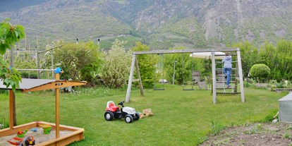 Pensionen - Spielplatz - Moos in Passeier - Garni Feldhof