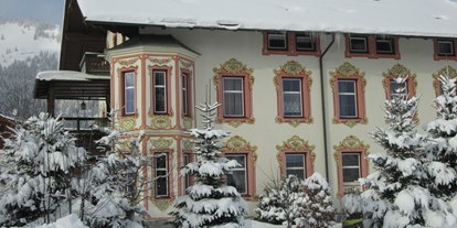 Pensionen - Umgebungsschwerpunkt: Berg - Samerberg - Hausansicht im Winter - Pension Florian am Park