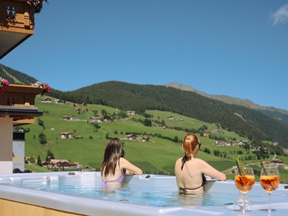 Pensionen - Garten - Südtirol - Pension Sonnenhof