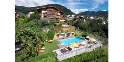 Pensionen - Kühlschrank - Südtirol - Haus mit Pool - Garni Appartement Nunnemairhof