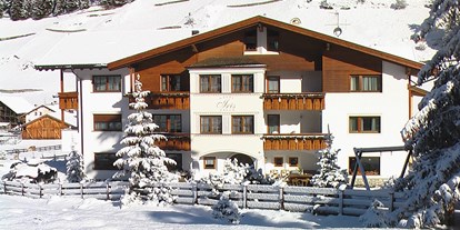 Pensionen - Garten - Wolkenstein (Trentino-Südtirol) - Garni Hotel  Iris ***