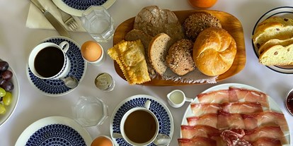 Pensionen - Frühstück: serviertes Frühstück - Schenna bei Meran - Haus Trenkwalder