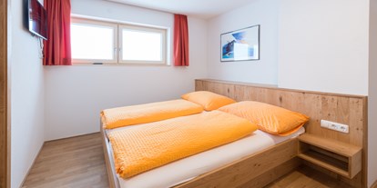 Pensionen - Garten - Tschagguns - Doppelzimmer Alpenblick 3 - Haus Alpenblick