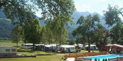 Pensionen - Garten - Sonnenalpe Nassfeld - Zimmer am Camping Reiter