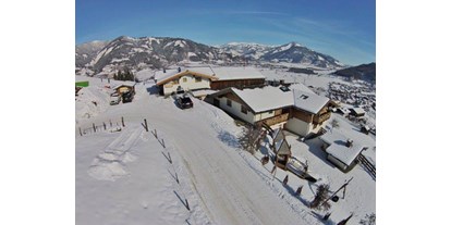 Pensionen - Art der Pension: Ferienwohnung - Pinzgau - Luftaufnahme  - Oberaigenhof Ferienwohnungen Kaprun 