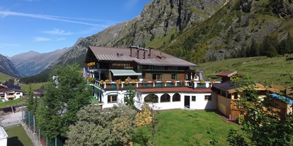 Pensionen - Terrasse - Tiroler Oberland - Pension Alpin