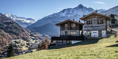 Pensionen - Terrasse - Moos in Passeier - Chaletansicht - The Peak Sölden