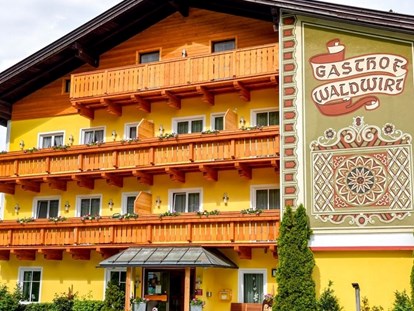 Pensionen - Ladestation Elektroauto - Gasthof Waldwirt in Russbach, Urlaub im Salzburger Land - Gasthof Waldwirt