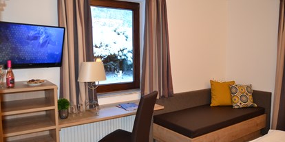 Pensionen - Umgebungsschwerpunkt: Berg - Sankt Johann im Pongau - Doppelzimmer mit Dusche/WC, Sat-TV und W-LAN - Frühstückspension Gästehaus Elisabeth