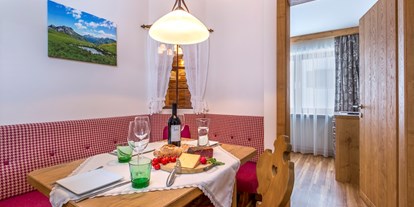 Pensionen - Kühlschrank - Arlberg - Appartement Kriegerhorn - Hotel Garni Lavendel