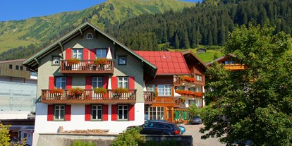 Pensionen - Wanderweg - Vorarlberg - Gästehaus & Ferienwohnungen  Altes Doktorhaus