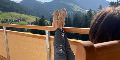 Pensionen - Umgebungsschwerpunkt: Berg - Raggal - Aussicht von den Balkonen - Alpin - Studios & Suites