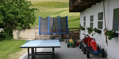 Pensionen - Balkon - Bruck an der Mur - Freizeitgestaltung - Urlaub am Bauernhof Hönigshof Familie Kerschenbauer 