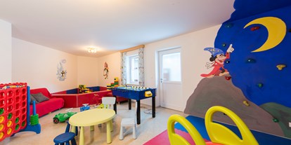 Pensionen - Art der Pension: Gasthaus mit Zimmervermietung - Stall - Kinderspielraum - Eggerhof