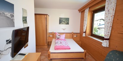 Pensionen - Umgebungsschwerpunkt: Berg - Pinzgau - Familien Appartament mit zwei getrente Schlafzimmern für 4 Persone - 2. Schlafzimmer - Golf & Ski Chalet****