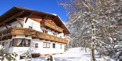 Pensionen - Art der Pension: Ferienwohnung - Tiroler Oberland - Apartment Haus S'Huamatl