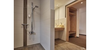 Pensionen - Hofstetten (Ortenaukreis) - Badezimmer vom Zimmer im Sonnenflügel - Landgasthof Adler-Pelzmühle