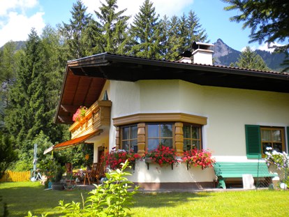 Pensionen - Umgebungsschwerpunkt: See - Schwangau - unser ruhiges Haus am Waldrand - KOMFORT-FEWO BERGWELT HAHNENKAMM   - Lechtal - So/Wi