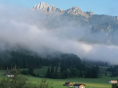 Pensionen - Umgebungsschwerpunkt: Berg - Lechtal - Ausblick Fewo - KOMFORT-FEWO BERGWELT HAHNENKAMM   - Lechtal - So/Wi