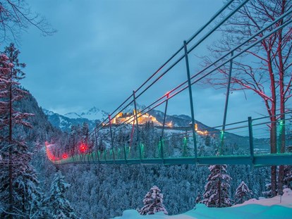 Pensionen - Wanderweg - Tirol - Highline 179 Sommer und Winter - KOMFORT-FEWO BERGWELT HAHNENKAMM   - Lechtal - So/Wi