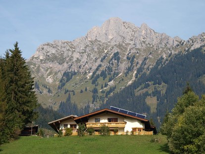 Pensionen - Umgebungsschwerpunkt: Berg - Elbigenalp - KOMFORT-FEWO BERGWELT HAHNENKAMM   - Lechtal - So/Wi