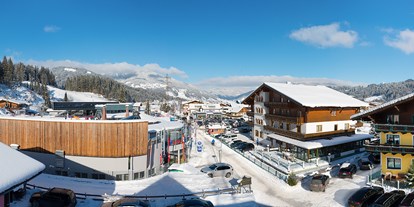 Pensionen - Kühlschrank - Schladming - B&B Hotel Die Bergquelle - Winterpanorama - direkt an der Gondelstation beim Achterjet in Flachau - B&B Hotel Die Bergquelle