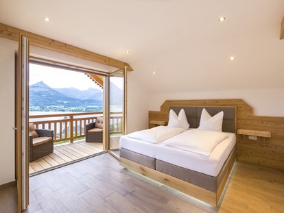 Pensionen - Umgebungsschwerpunkt: See - Gosau - Schlafzimmer Chalet Wolfgangsee - Urlaub am Altroiterhof