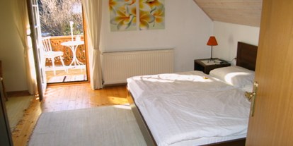 Pensionen - Balkon - Tiefgraben - Ferienwohnung Nr.5, für 2-3 Gäste, ca. 50 qm - Gästehaus Sonnenwinkel