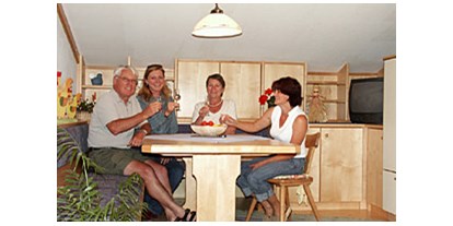Pensionen - Art der Pension: Ferienwohnung - Hüttschlag - wohnküche der ferienwohnung - Oberfarnwang