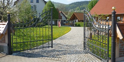 Pensionen - Garage für Zweiräder - Schleid (Wartburgkreis) - Landhotel & Pension "Zur Pferdetränke"