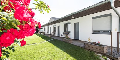 Pensionen - Garten - Apetlon - Ansicht Gästezimmer - Gästehaus & Weingut Markus Tschida