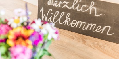 Pensionen - Garage für Zweiräder - Mörbisch am See - Herzlich Willkommen! - Gästehaus & Weingut Markus Tschida