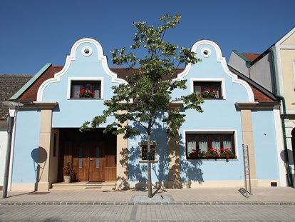 Pensionen - Umgebungsschwerpunkt: See - Horitschon - Weingut und Gästehaus Heiss