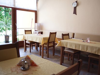 Pensionen - Restaurant - Neusiedler See - Gästehaus Strudler