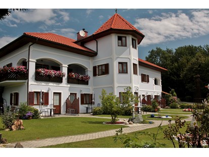 Pensionen - Umgebungsschwerpunkt: am Land - Burgenland - Hausfoto - Gästehaus Adelmann