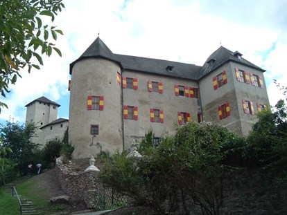 Pensionen - Garten - Österreich - Umgebung (Burg Lockenhaus) - Gästehaus Adelmann