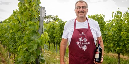 Pensionen - Garten - Tadten - Gastgeber, Winzer Pavol Kral - Pension Kral bike & wine