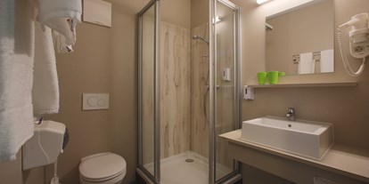 Pensionen - Kühlschrank - Niederösterreich - Badezimmer - Smart Motel