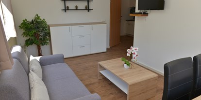 Pensionen - Umgebungsschwerpunkt: Berg - Stall - Wohnzimmer appartmetn Kreuzeck - Frühstückspension Ferienhaus Kolbnitz