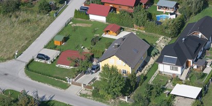 Pensionen - WLAN - Wiener Alpen - Luftansicht - Haus Bergblick