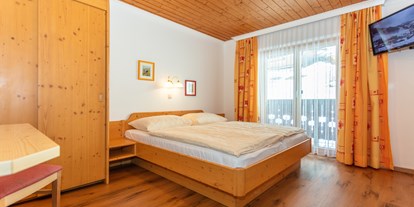 Pensionen - Terrasse - Pinzgau - Appartment 3 - Doppelzimmer - Apartments Salzburgerhof