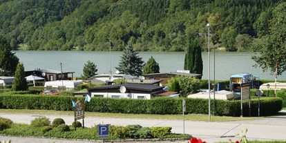 Pensionen - Umgebungsschwerpunkt: Fluss - Mitterkirchen - Balkonblick auf die Donau im Strudengau. - Gasthof & Camping Krenn
