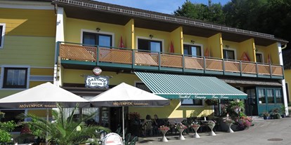 Pensionen - weitere Verpflegungsmöglichkeiten: Mittagessen - Donauraum - Unser Gasthof mit Gastgarten und Donaublick. - Gasthof & Camping Krenn