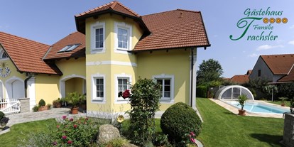 Pensionen - Pool - Rohrendorf bei Krems - Gästehaus Familie Trachsler