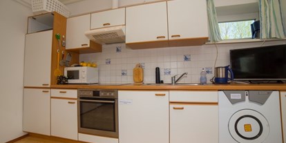 Pensionen - Kühlschrank - Graz und Umgebung - große Küche - Ferienwohnungen Pachler-Leopold
