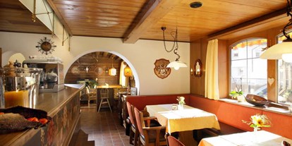 Pensionen - weitere Verpflegungsmöglichkeiten: Mittagessen - Tirol - Gaststube  - Cafe Pension Koller